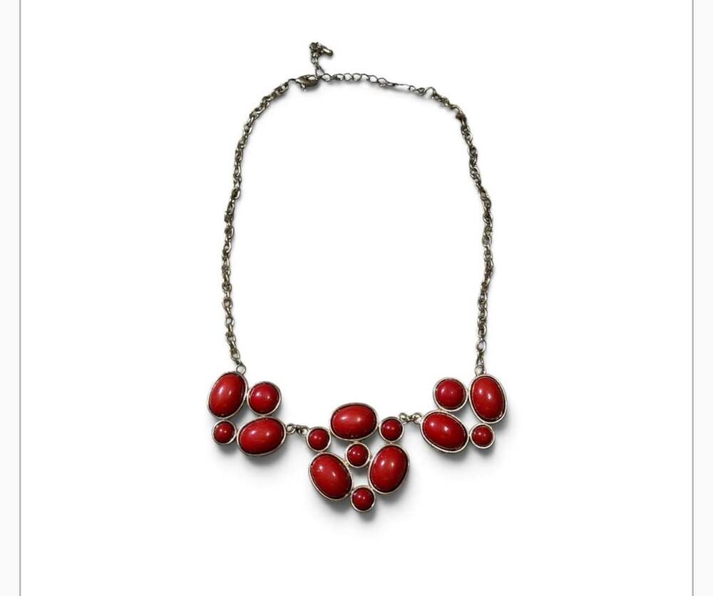 Vintage Goldtone Metal Link Chain Red Plastic Inset Bib Pendant 20" Necklace